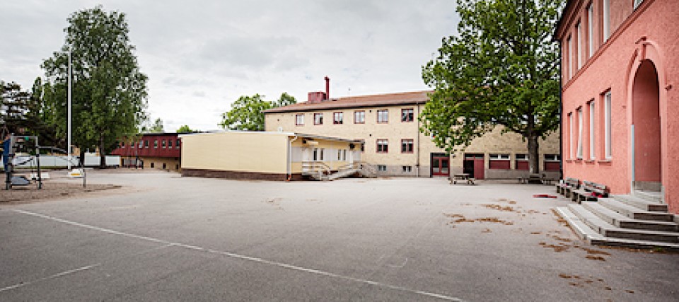 Bilden visar Blåsuts skola